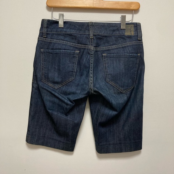 IT Jean Short Los Angeles Size 27 - Picture 3 of 4